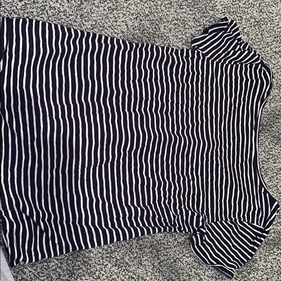 Striped T-shirt - Picture 2 of 2